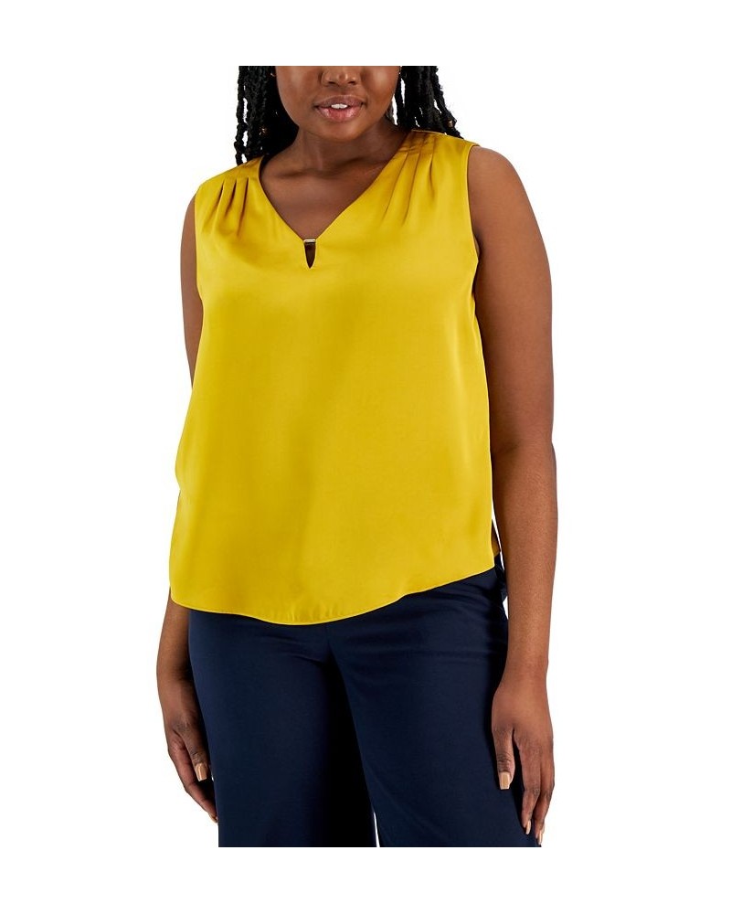 Women's Sleeveless Keyhole V-Neck Camisole Butterscotch $34.50 Tops