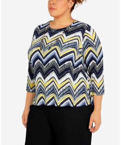 Plus Size Bright Idea Three-Quarter Length Zig Zag Top with Necklace Multi $34.55 Tops