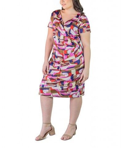 Plus Size Short Sleeve V-neck Faux Wrap Dress Navy Multi $17.60 Dresses